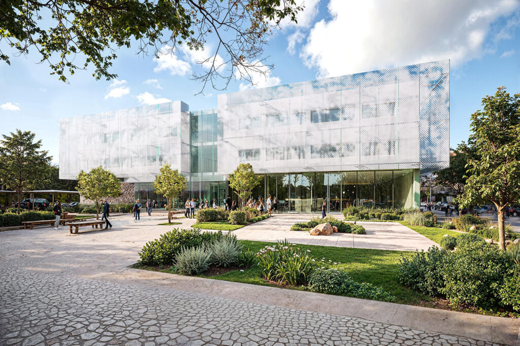 250415-PARVIS-01-A resize