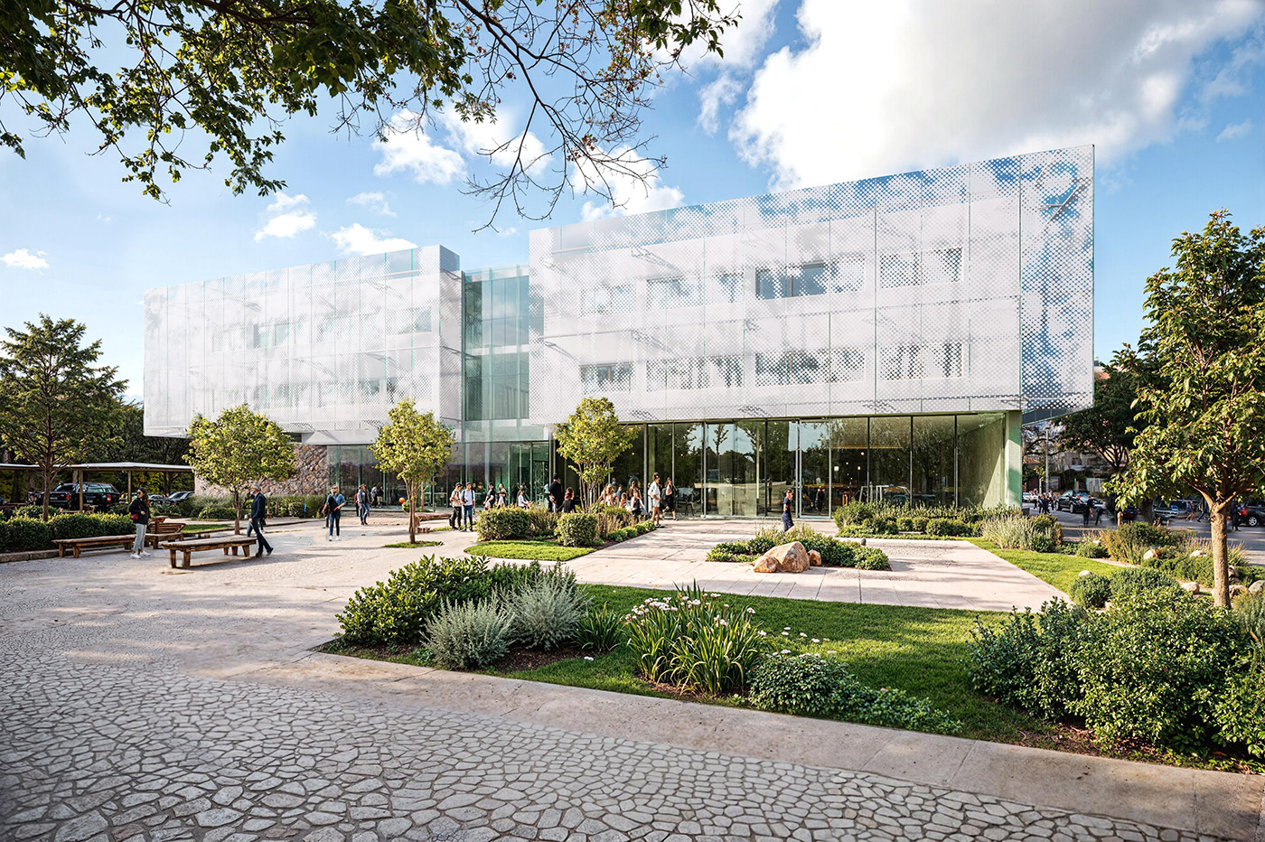 250415-PARVIS-01-A resize